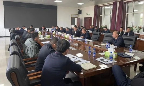 10月9日，，，，，，公司采掘生产服务组到东保卫矿指导服务