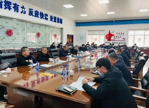 10月11日，，，，，，，公司采掘生产服务组到新安矿指导服务